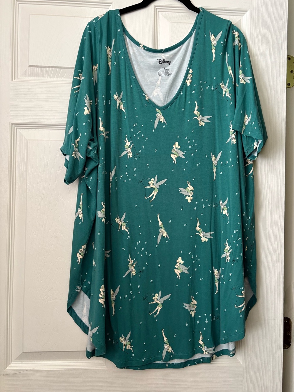 Torrid 4X green Disney Tinkerbell shirttail super soft v-neck favorite tunic